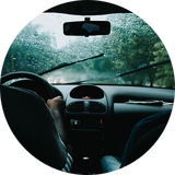 ronde foto van rijden met regen